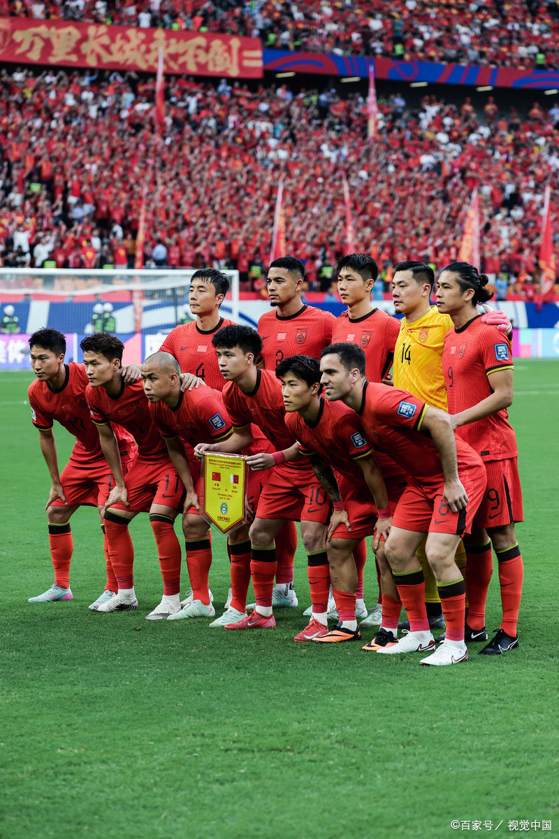 广州队发布备战花絮，赛前外线爆发，欧超杯任务艰巨，临场指挥获称赞的简单介绍-开云彩票